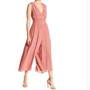 Superfoxx Light Pink Sleeveless Jumpsuit with Cutouts Size Medium Like New